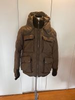 Moncler Daunenjacke Gr.4 Kaputze nicht abnehmbar Düsseldorf - Friedrichstadt Vorschau