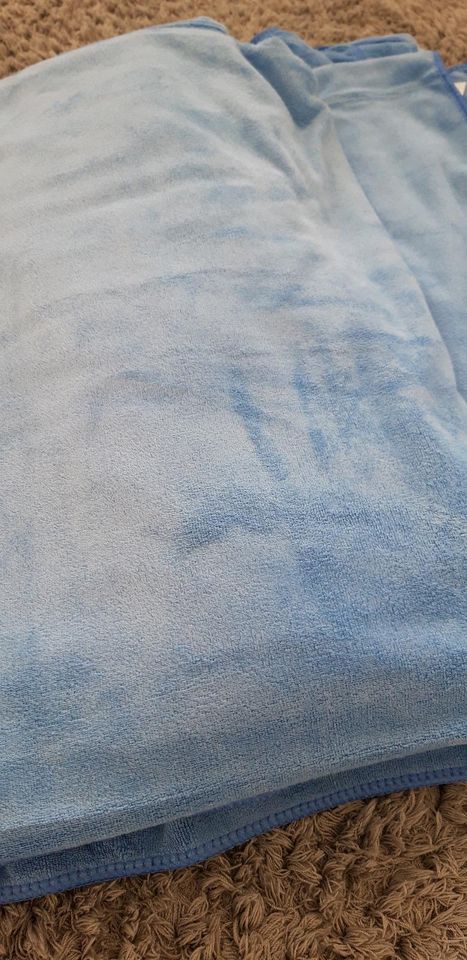 Badehandtuch/ Saunahandtuch extra groß in blau in Nierstein