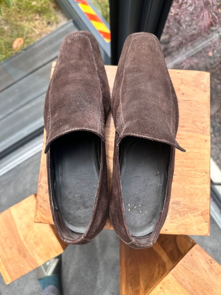 Schuhe Gucci loafer slipper Wildleder Gr. 40 in Wistedt