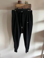 Nike Jogginghose (S) in schwarz Frankfurt am Main - Kalbach Vorschau