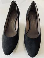 Damen Tamaris Schuh Gr 39 mit Keilabsatz schwarz/ neuwertig Pumps Nordrhein-Westfalen - Ladbergen Vorschau