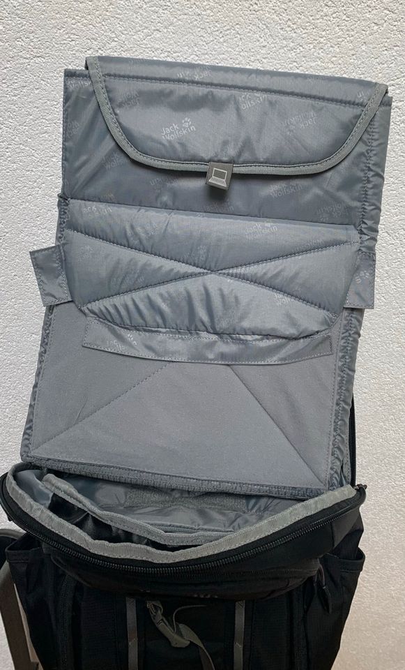 Jack Wolfskin Rucksack mit Laptop Fach in Esslingen