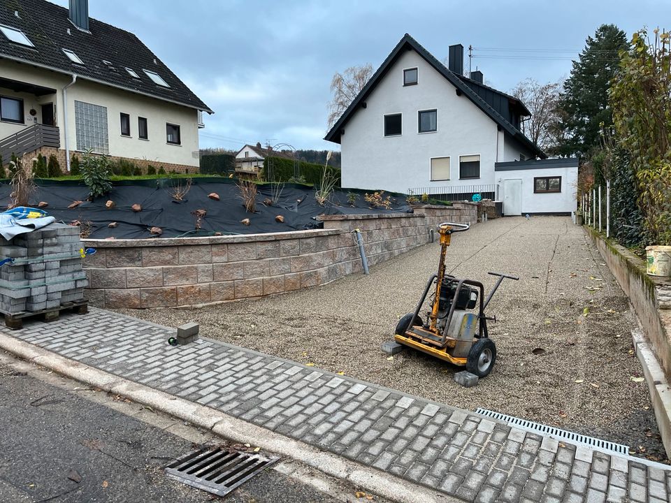 Baggerarbeiten Galabau Gartenbau in Wertheim