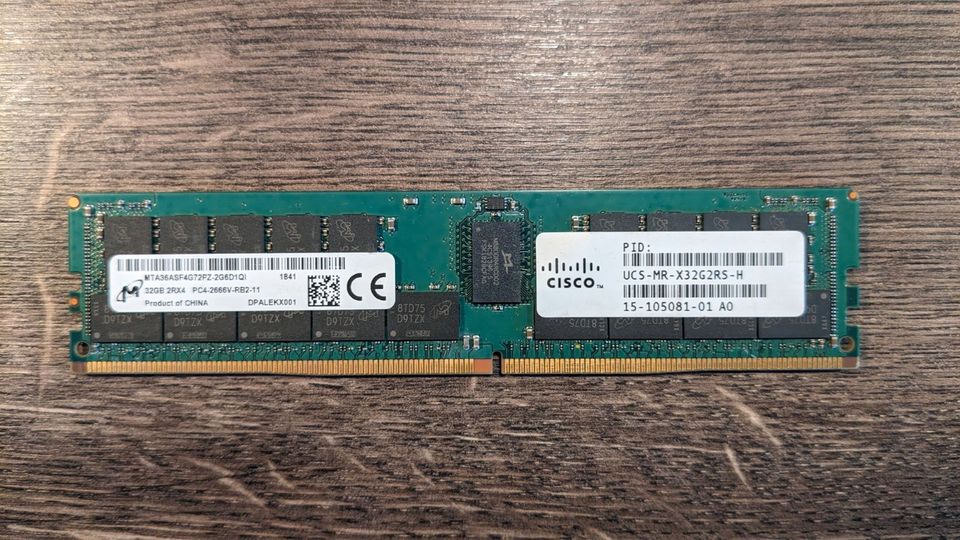 32GB (1x32GB) Micron DDR4-PC4 2666MHz Registered ECC Server RAM in Berlin