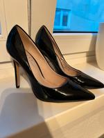 Schwarze Pumps/High Heels Niedersachsen - Wolfsburg Vorschau