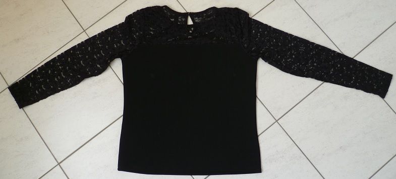 Damen Pulli, schwarz mit Spitze, Gr. M in Burgau