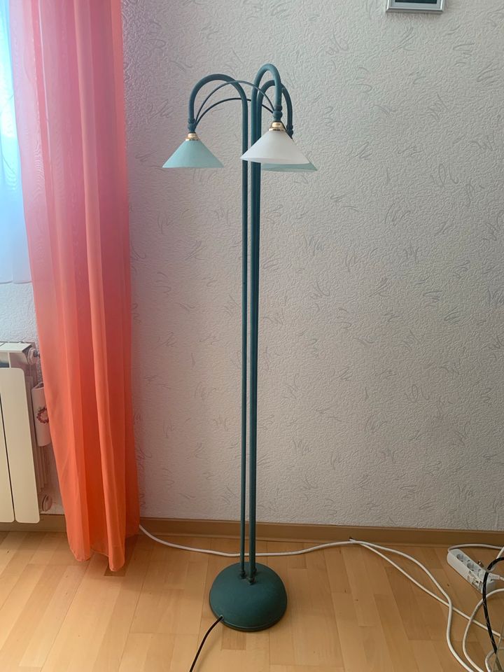 Stehlampe + Tischlampe zu verkaufen in Hüllhorst