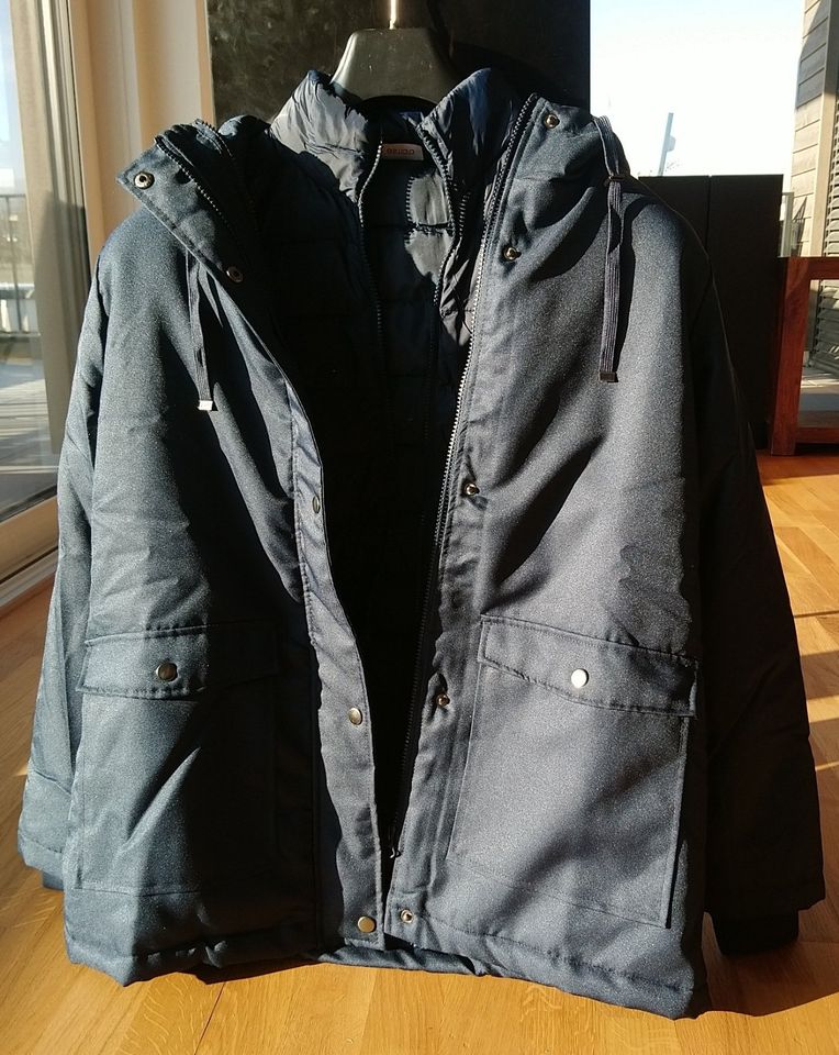 Neue 3-in-1 Jacke dunkelblau mit rausnehmbarer Weste in Bad Nauheim