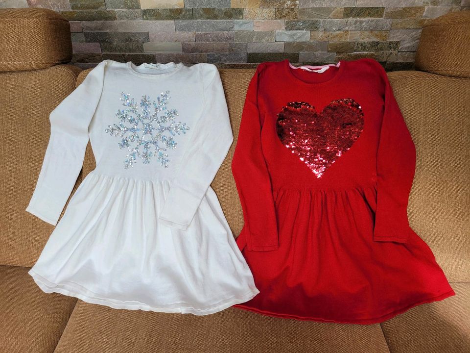 Mädchen Kleider H&M leicht Strick Gr.122/128 rot+weiß in Hildburghausen