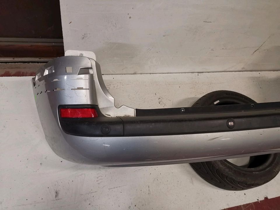 Peugeot 807 Citroen C8 Stoßstange hinten 1484204077 in Bergkamen