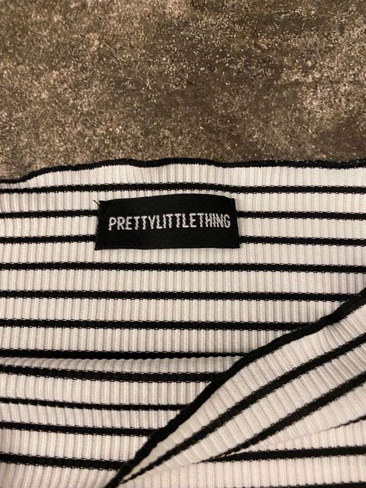 Prettylittlething Langarmshirt Gr. 36 gestreift Preis: 2,50 € in Bergen auf Rügen