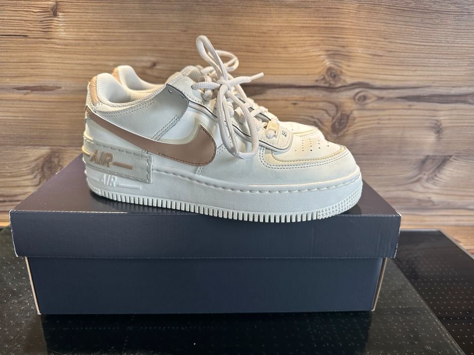 Nike Air Force 1 Low Shadow, Gr.37,5 in Wangerland