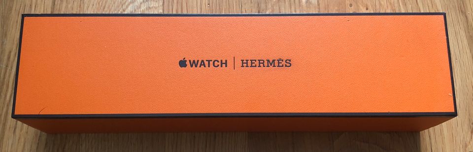 Apple Watch Series 6 HERMES Edition 40mm LTE / Batterie 93%. in Berlin