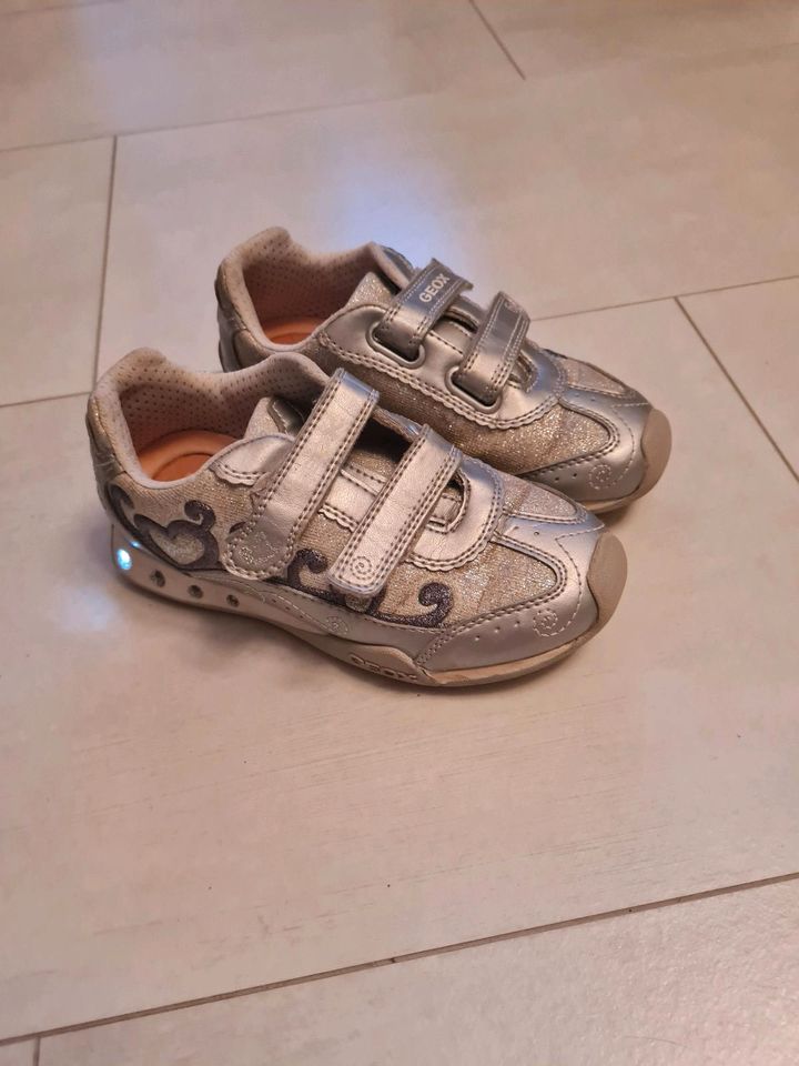 Geox Sneaker Silber Gr. 29 *TOP* in Essen