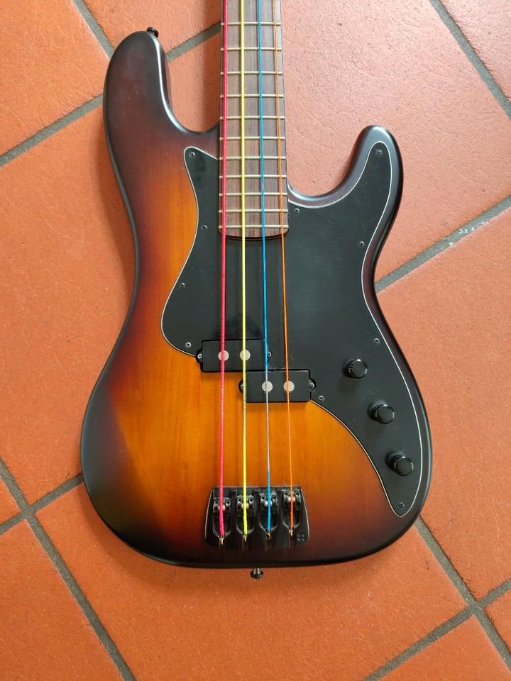 Sandberg Elektra Bass in Leverkusen