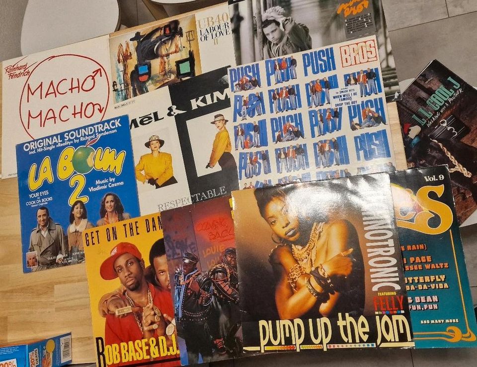 Konvolut Vinyl UB40, Push Bros, Eros, Mel & Kim uvm in München