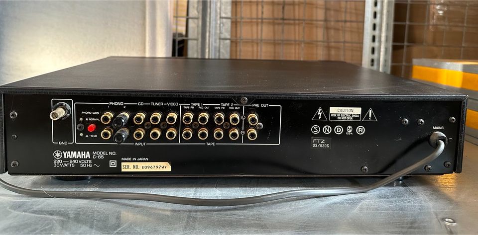Yamaha C-65 Stereo Control Amplifier in Frankfurt am Main