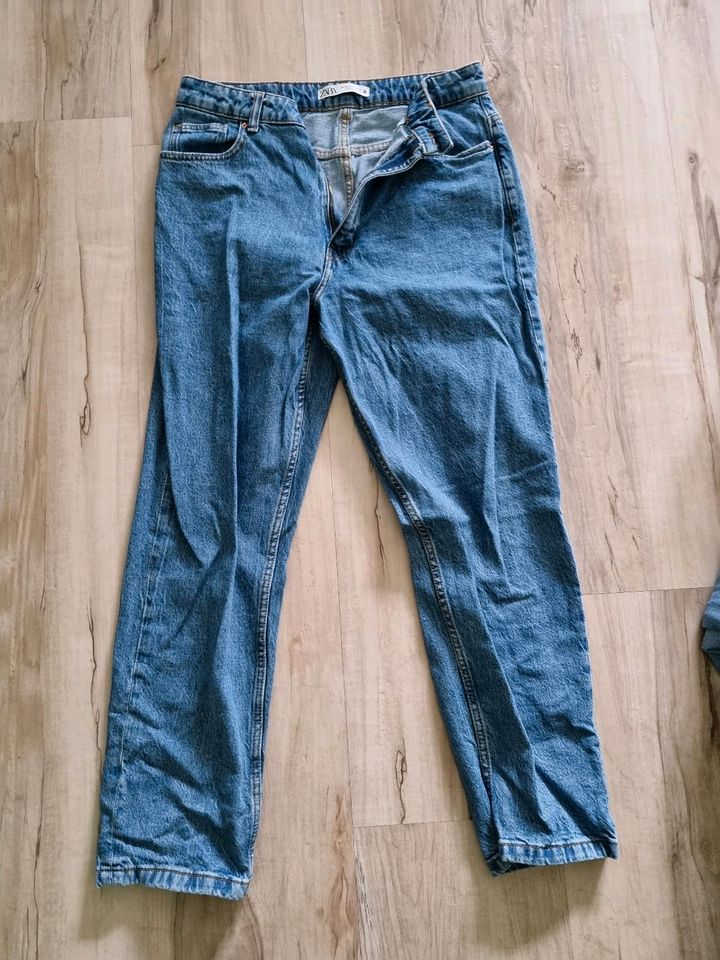 Zara Jeans Gr. 42 Damen Blau in Lehrte