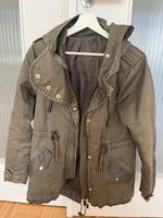 Damen Parka Bershka mit Felleinsatz Gr.S Düsseldorf - Angermund Vorschau