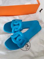 Hermès Sandalen Pantoletten Aloha blau Gummi  Gr.37 Neu Bayern - Bessenbach Vorschau