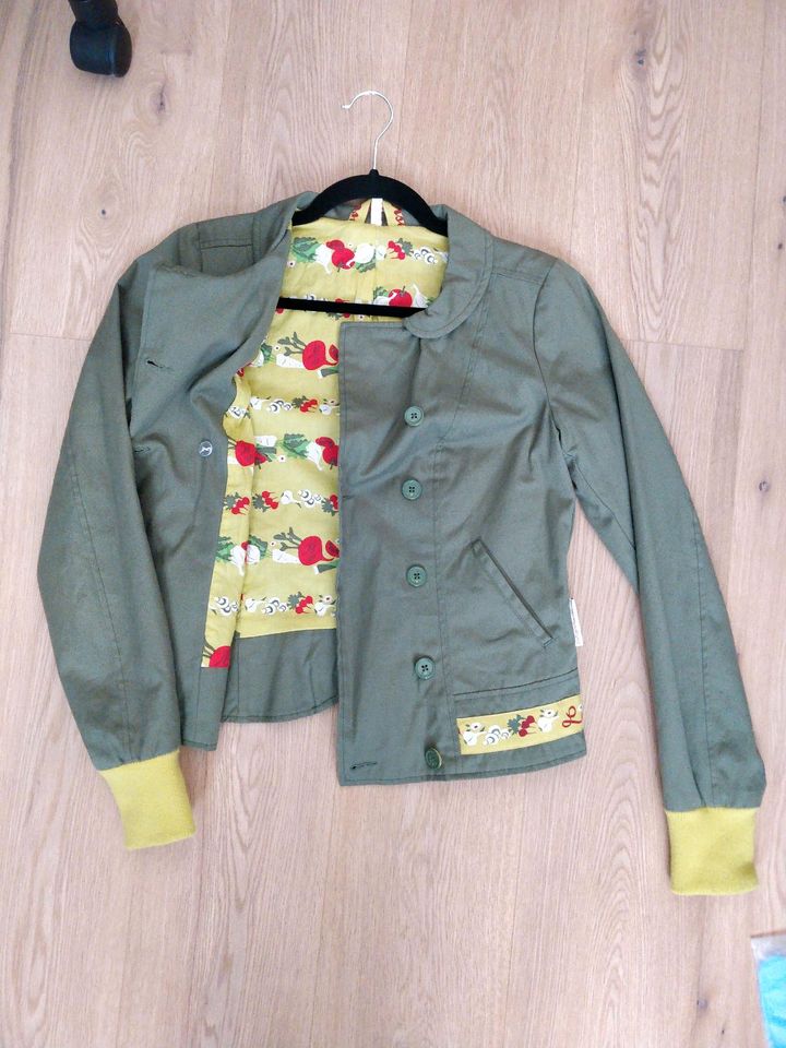 Blazer Jacke Blutsgeschwister S in Leipzig