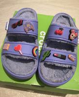 Verkaufe Crocs Classic Cozzzy Sandalen Berlin - Wilmersdorf Vorschau