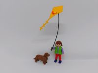 Playmobil Figur Mädchen Hund Kind mit Drachen 4543 Hessen - Hofheim am Taunus Vorschau