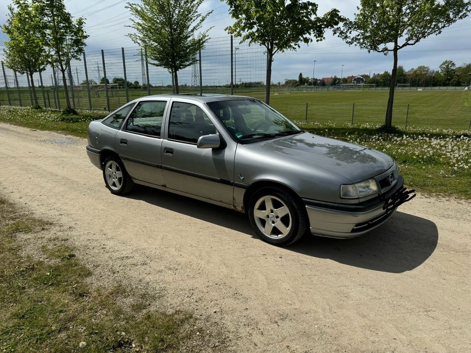 Opel Vectra 1.6i GL GL in Finsing