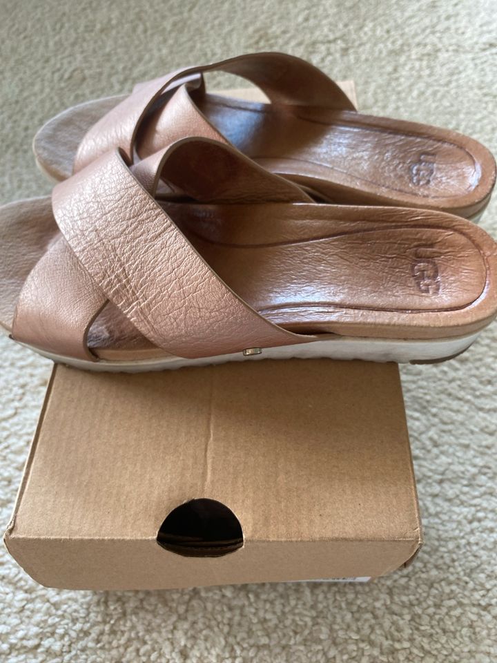 UGG Kari Slides ,rosemetallic, 37 in Amberg