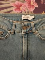 neu Jeans von Na KD Größe 34 Hessen - Dietzenbach Vorschau