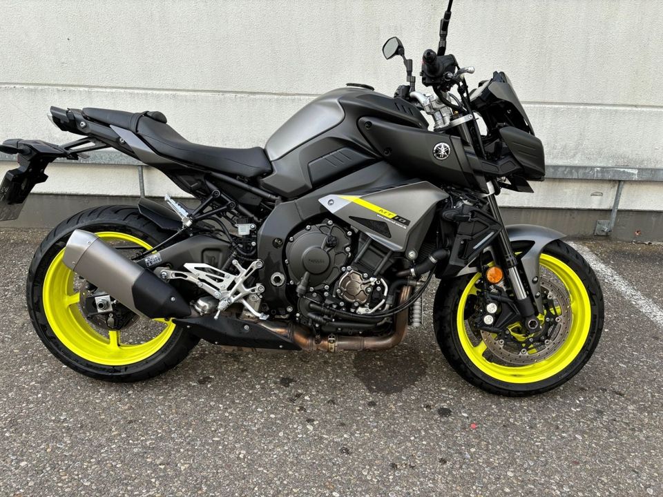 Yamaha MT-10 *Großer Service 20.000km neu gemacht* in Waldshut-Tiengen