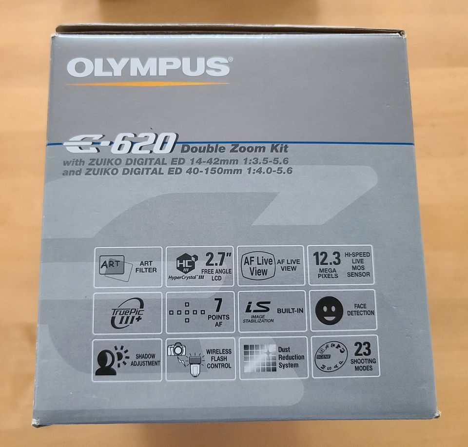 Olympus E-620 Spiegelreflexkamera Double Zoom Kit in Griesheim