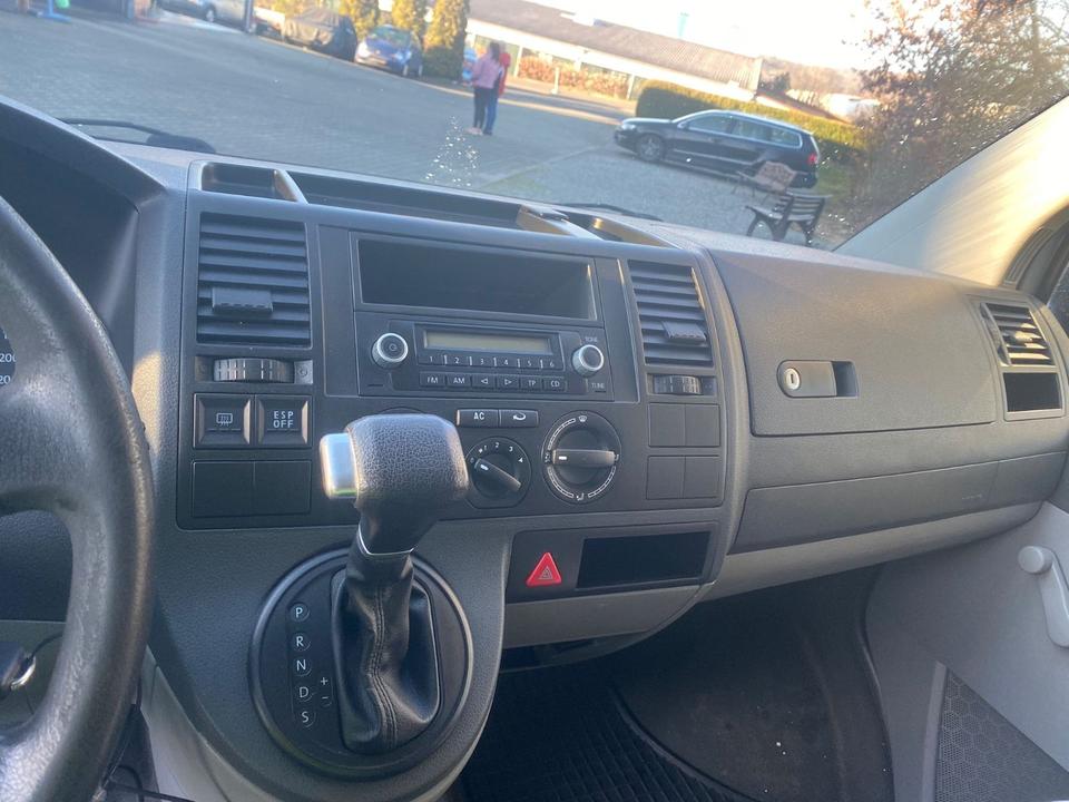 Volkswagen T5 Transporter 2.5 TDI Automatik grüne Plakette in Faulbach