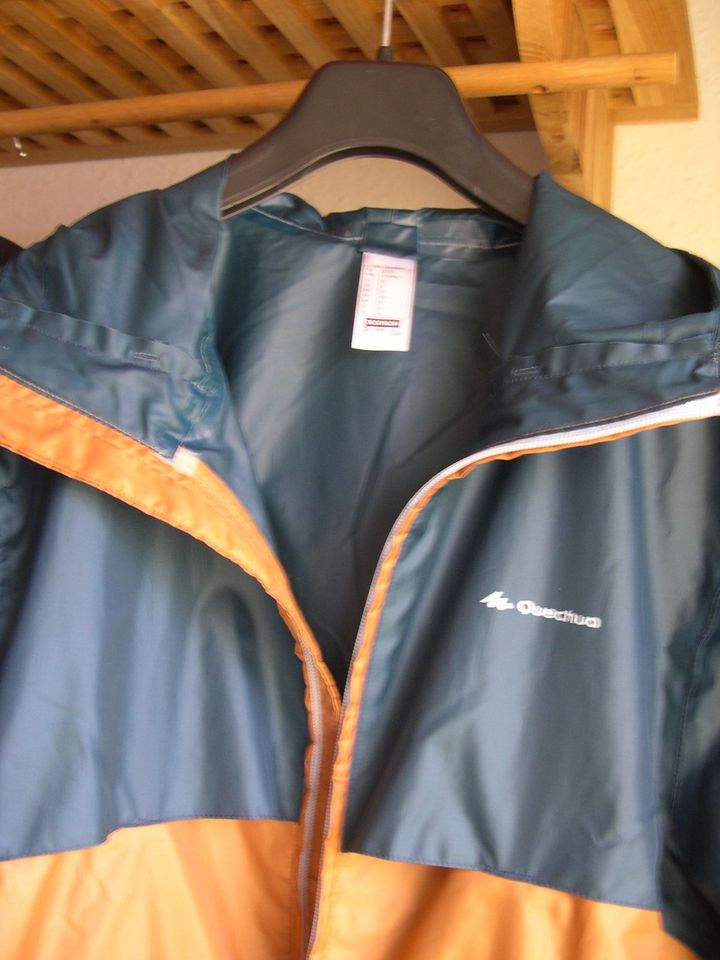 decathlon quechua Regenjacke Herren Gr M 175 petrol braun in Schönkirchen