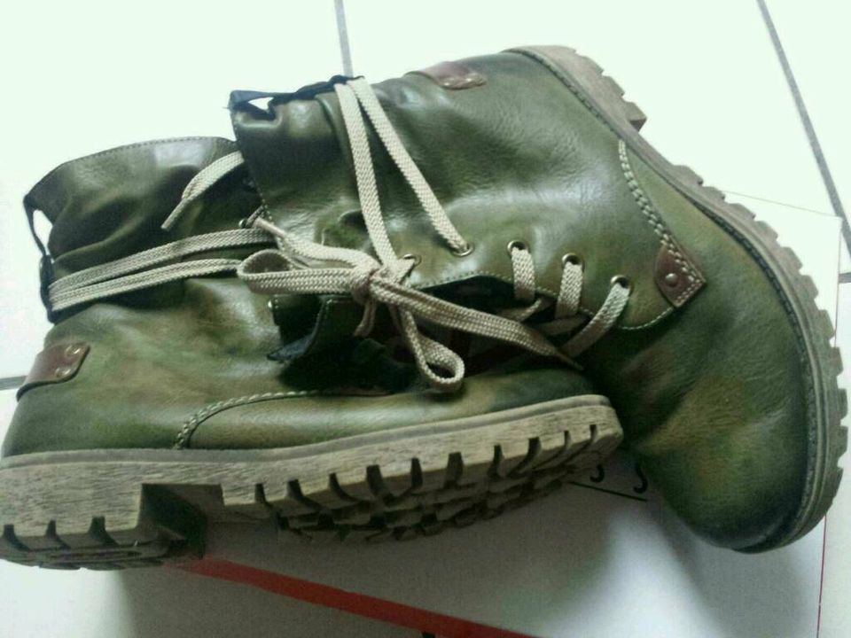 RESERVIERT! Stiefeletten Boots olive grün, Gr. 38,Top Zust in Saarbrücken