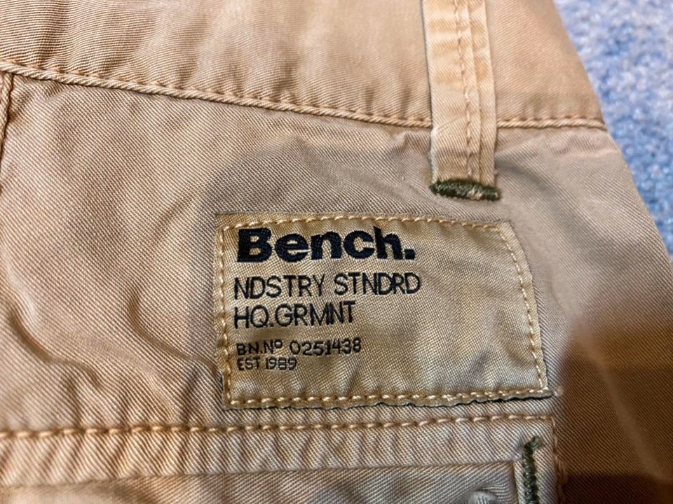 Bench Hose Beige Kult 34 32 Neu Top Kult Rar Weihnachten Luxus in Ergolding