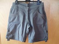 Damen-Shorts Gr. 40 Bayern - Wassertrüdingen Vorschau