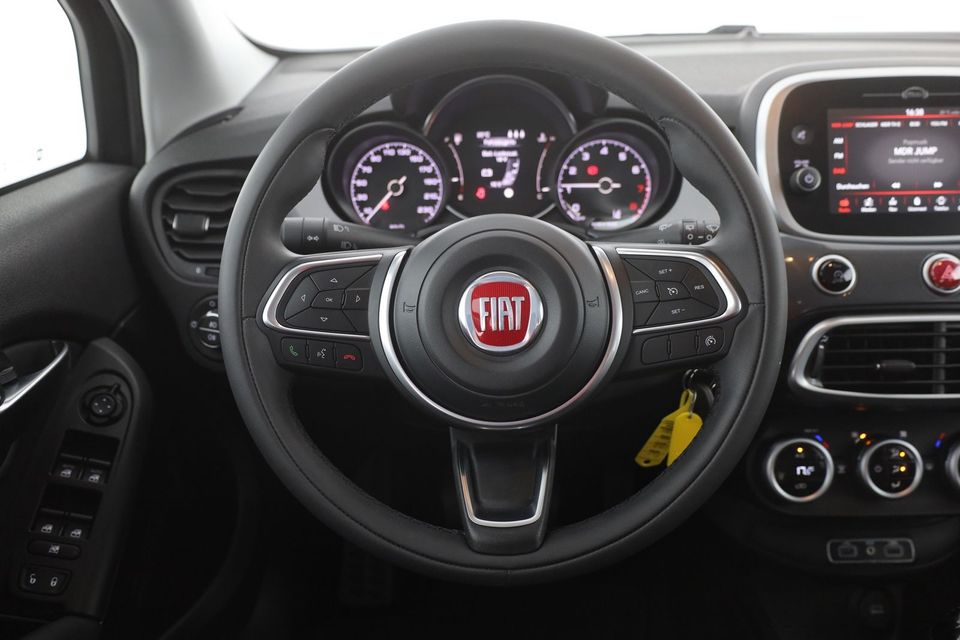 Fiat 500X 1.0 GSE City Cross Navi Kamera DAB 1.Hand in Dresden