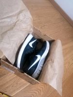 Nike Schuhe Sneakers Schwarz Natural Run München - Bogenhausen Vorschau