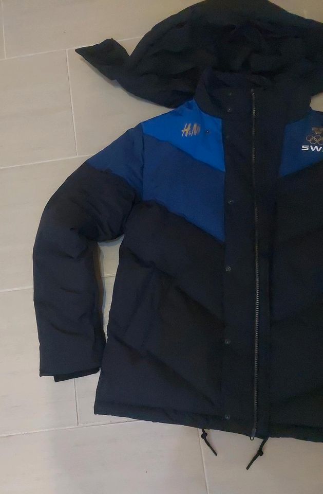 Winterjacke olympia H&M dunkelblau Größe S in Todendorf