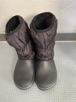 Crocs Winter Puff Boots Unisex Größe 38/39W8 schwarz wie NEU Baden-Württemberg - Ludwigsburg Vorschau