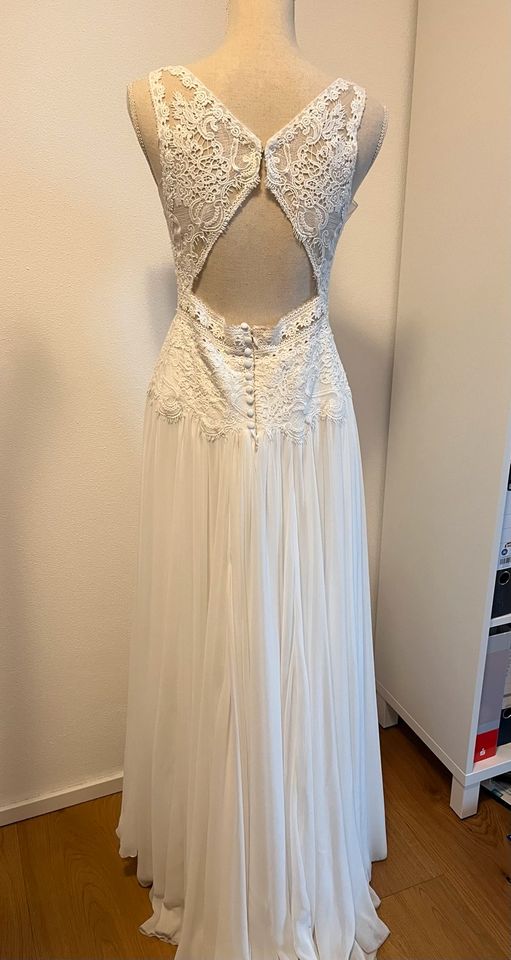 Kleine Bräute aufgepasst!!! Boho Brautkleid von Modeca Größe 36 in Straubing