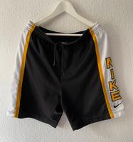 Vintage Nike Shorts in M Rheinland-Pfalz - Ludwigshafen Vorschau