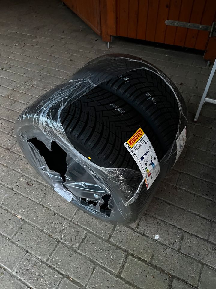 Pirelli Allweterreifen NEU in Warmsen