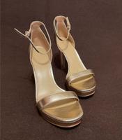 High Heels Sandaletten Michael Kors 41 Gold neu Dresden - Striesen-Süd Vorschau