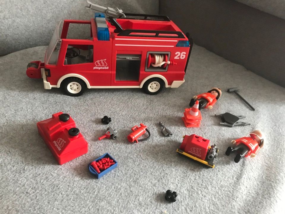 Playmobil 3880 - Camion de pompiers - playmobil