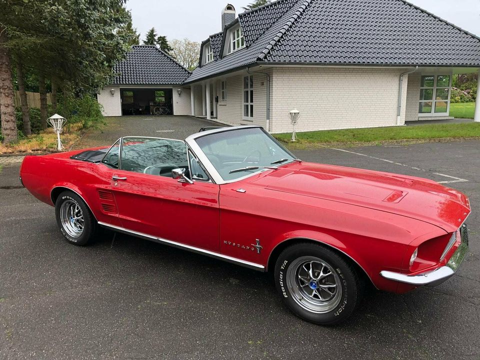 Hochzeitsauto Mustang Cabriolet V8 zu vermieten in Veitsbronn