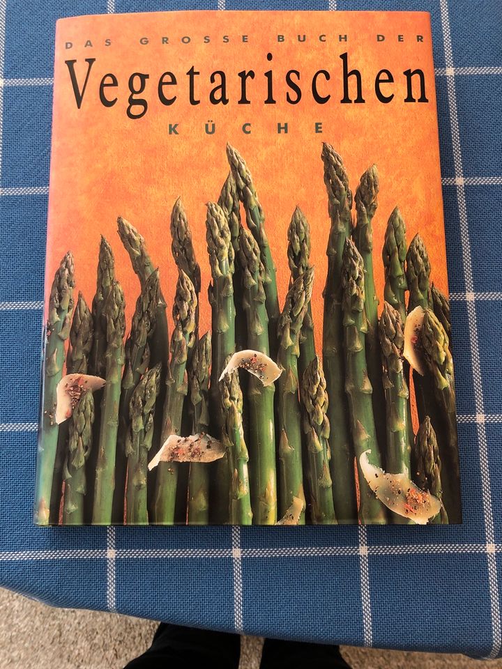 Wunderbares Buch der Vegetarischen Küche in Celle