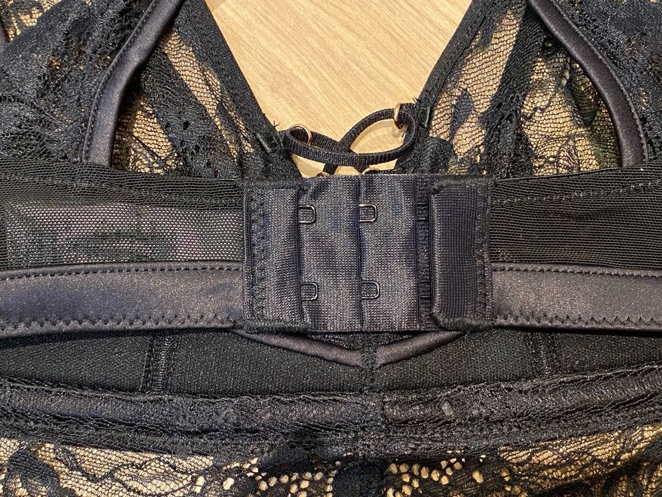 Hunkemöller Noir Bralette Patrice !Neu mit Etikett! Gr. M schwarz in Essen