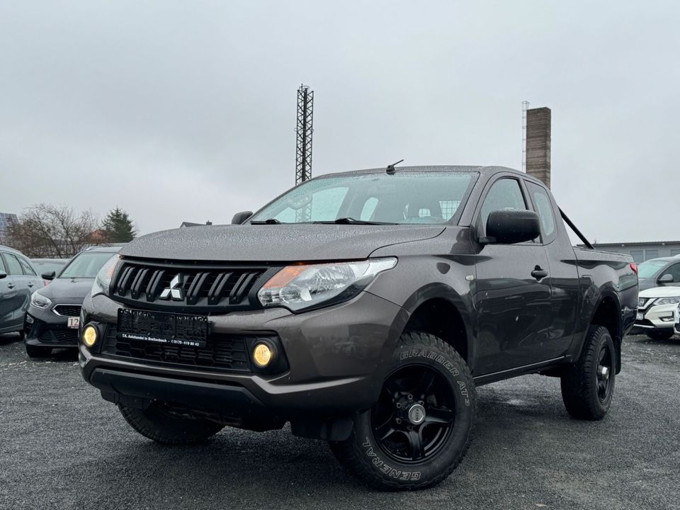 Mitsubishi L200 Basis Club Cab 4WD in Leinefelde